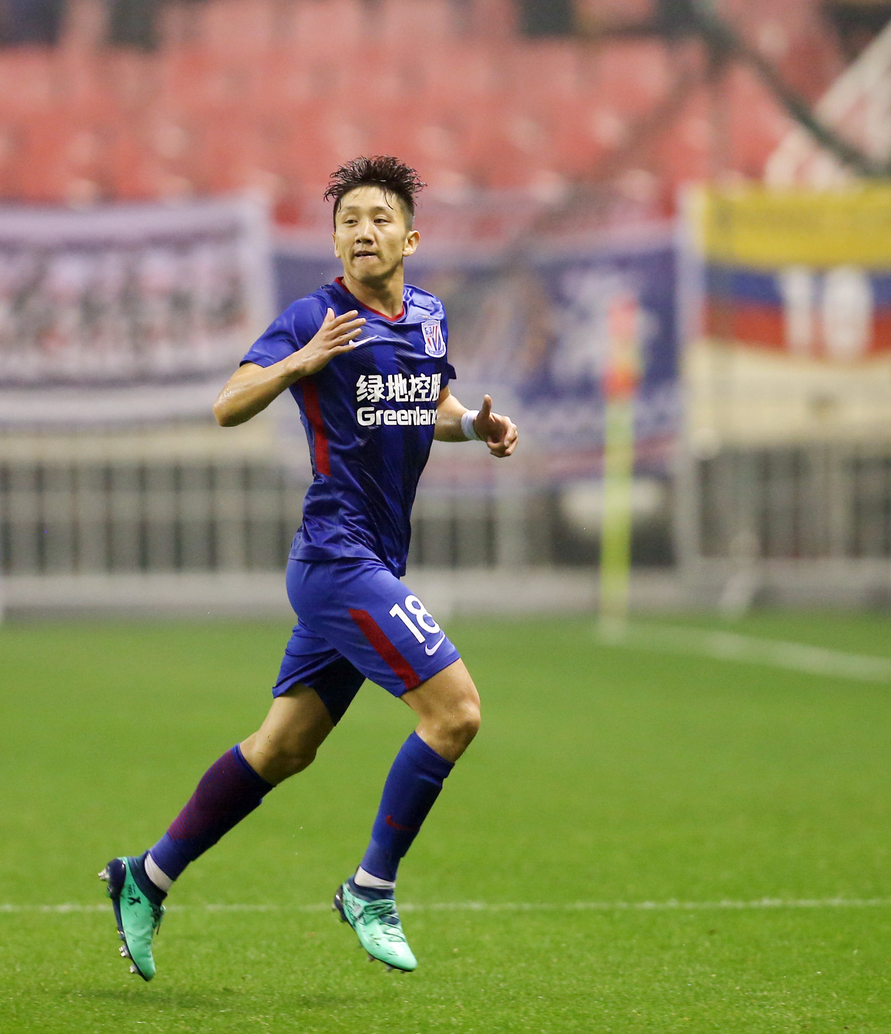 皇冠体育登录-包含申花客场大胜，击退斯威唐德实现三连胜的词条